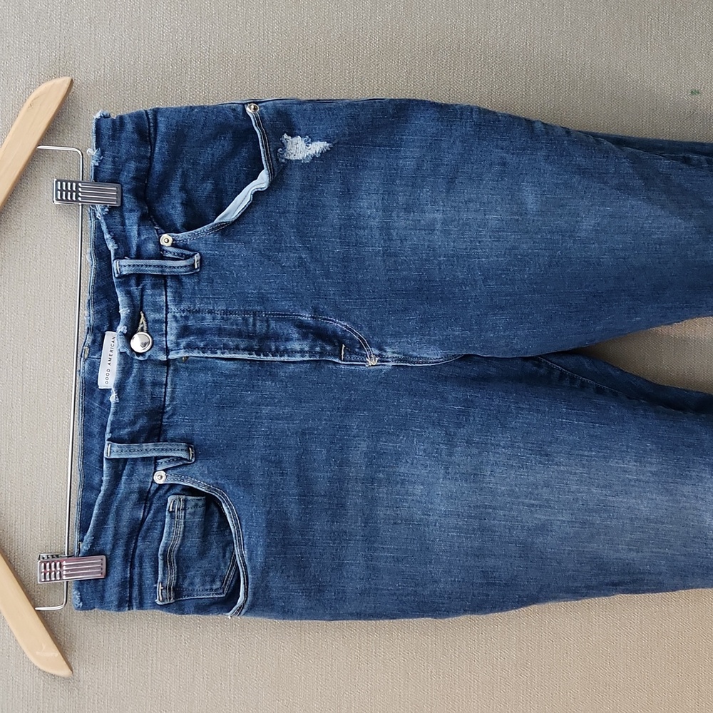 Good American Jean's Size 14 - Picture 3 of 16